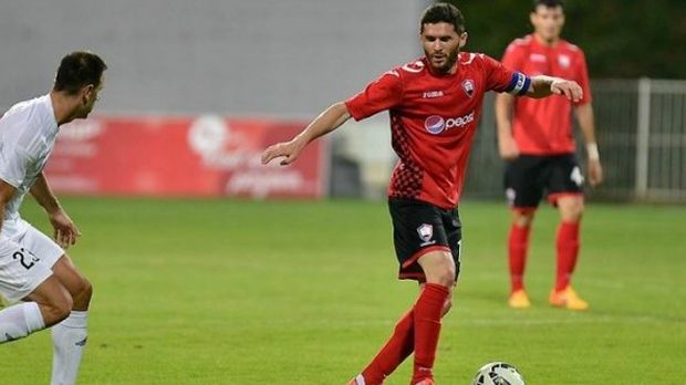 Διαθέσιμος ο Χουσεΐνοφ