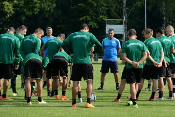 Με πολλούς απόντες η πρωινή