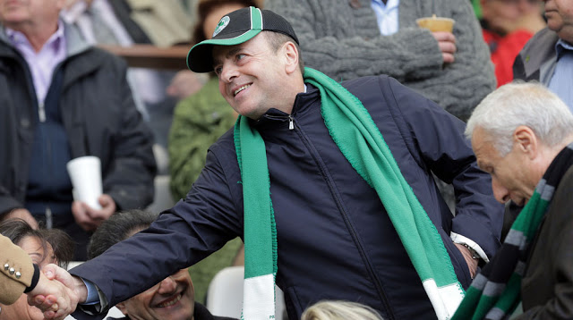 Στο πλευρό της ομάδας και αυτός!