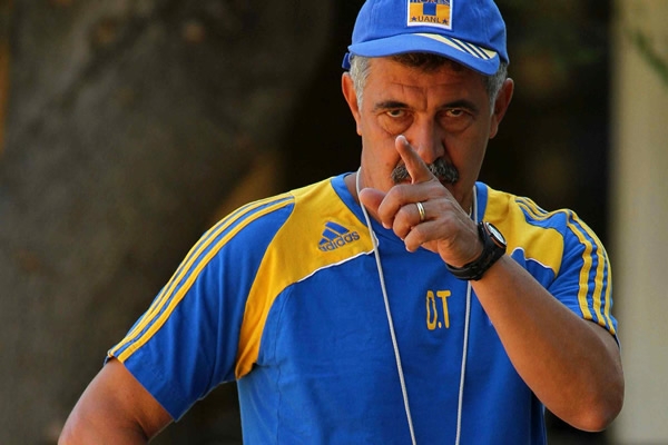 "Η FIFA να τιμωρήσει τον Ολυμπιακό"