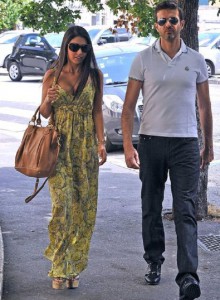 ROMA - L'EX TECNICO DELL'INTER ANDREA STRAMACCIONI, SEMBRA AGITATO DURANTE UNA PASSEGGIATA NELLA CAPITALE IN COMPAGNIA DELLA MOGLIE DALILA. QUADRINI / GRUPPO OLYCOM