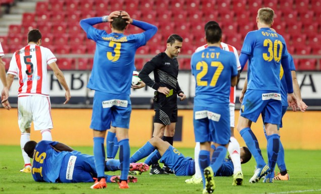 Η γνωστή... παράσταση στο τηγάνι! (vids)