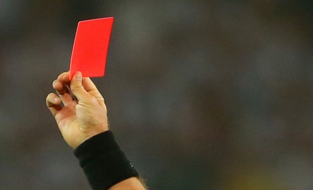 Προκαλεί η ΚΕΔ, μιλάει για «διαιτητικό ζήλο» και «ανθρώπινα λάθη»!