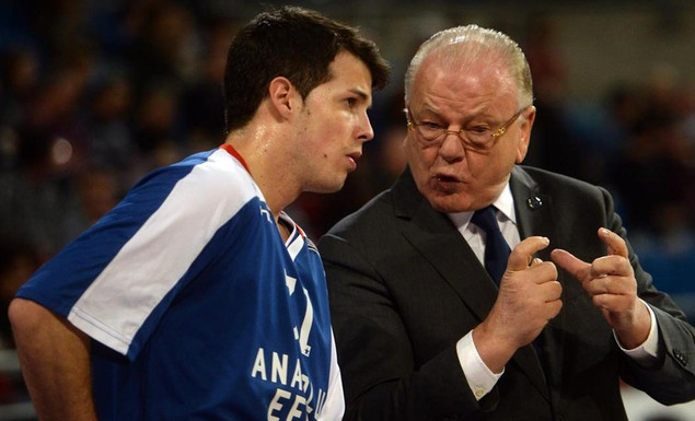 Πήρε στο... κυνήγι τον Ερτέλ ο Ίβκοβιτς! (vid)