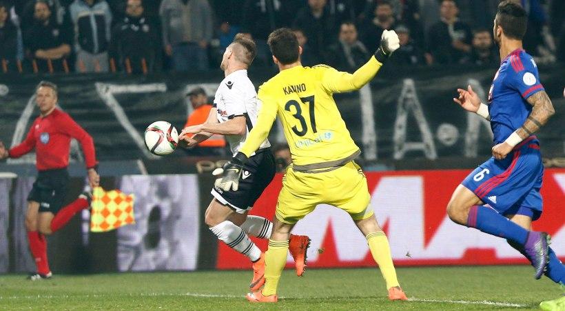 Καπίνο, σταμάτα να ξεφτιλίζεσαι! (video)