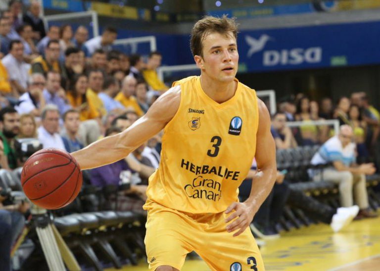 ΦΡΕΣΚΟ! Ένας Καναδός για τον Εξάστερο! (video)