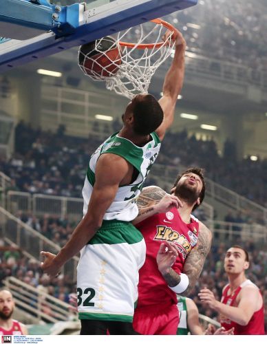 Κόπηκε από τους Σικάγο Μπουλς ο Χάντερ