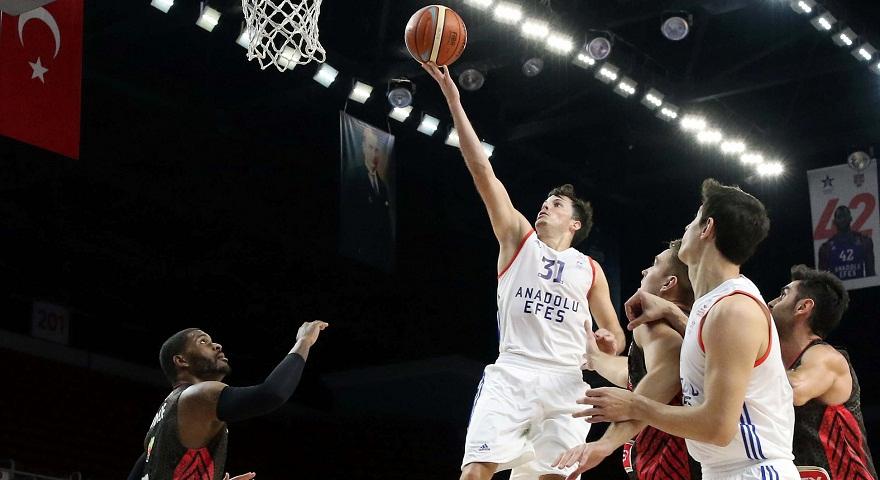 Νίκησε και περιμένει τον Εξάστερο