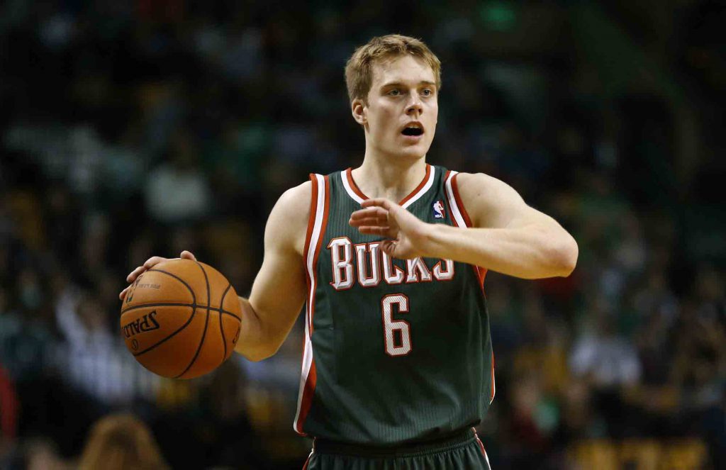 Από συμπαίκτης του "GreekFreak", παραλίγο στον "Εξάστερο" και τώρα... ερυθρόλευκος