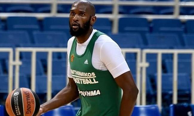 Δεν άλλαξε τους ξένους ο Πασκουάλ