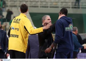 Απίθανος Γκιστ: Ακόμη και κουτσός τα έδωσε όλα! (pics)