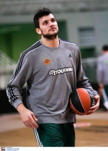 Ο Τζεντίλε με το τριφύλλι (pics)