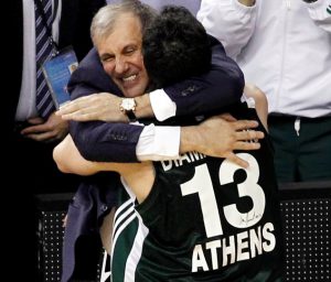 ΜΟΝΑΔΙΚΟ τατουάζ με τον Διαμαντίδη (vids-pics)