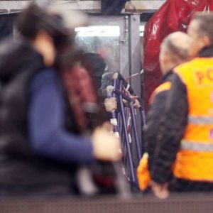 Κουκουλοφόροι στο ΣΕΦ! (pics)