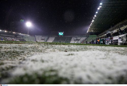 Πανέμορφες εικόνες από τη χιονισμένη Λεωφόρο!