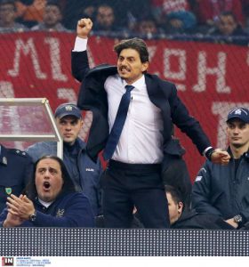 "Τρελάθηκε" ο Γιαννακόπουλος! (pics)