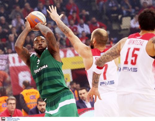 Οι δύο Αμερικανοί που έχουν... οργώσει το ΣΕΦ (vids)