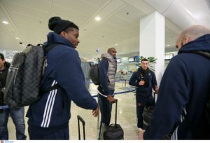 Με κέφι και χαβαλέ "πέταξε" για Βελιγράδι (pics) Γκάμπριελ