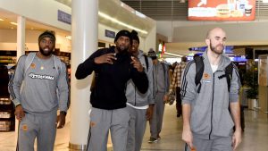 Με αστεία και χαβαλέ η αναχώρηση του Εξάστερου (pics)