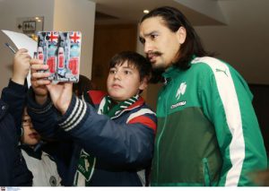 Υπέγραψαν αυτόγραφα στους ηγέτες του μέλλοντος (pics)