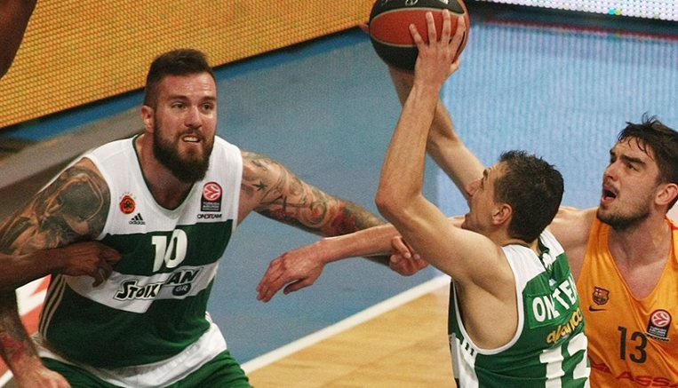 Τελευταία φορά που ήρθε στο ΟΑΚΑ είχε... γλέντι! (vid)