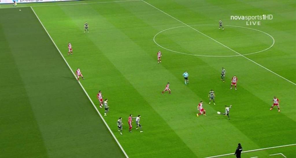 Γιατί δεν βγαίνει ο Σάββας στο τηλέφωνο; (pics)