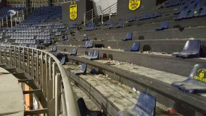 Τρομερές καταστροφές στο γήπεδο του Τελικού (pics)