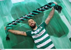 Ο Μολίνς... ποζάρει με κασκόλ και σημαία του Παναθηναϊκού (pics) Ο Μολίνς... ποζάρει με κασκόλ και σημαία του Παναθηναϊκού (pics)