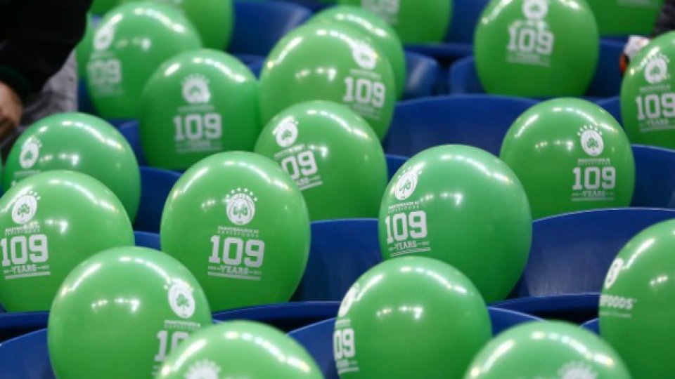 Γιόρτασε με τις... κούπες ο Εξάστερος! (pics)