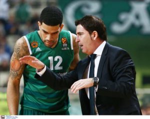 Άλλαξε πολλές φορές... χρώμα ο Πασκουάλ! (pics)