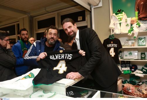 Γιόρτασε με τις... κούπες ο Εξάστερος! (pics)