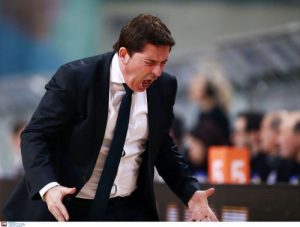 Άλλαξε πολλές φορές... χρώμα ο Πασκουάλ! (pics)