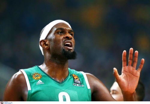 Στην άμυνα στάθηκε ο Σίνγκλετον