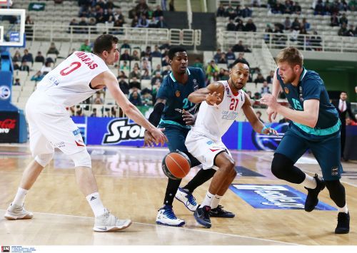 Με την ΕΚΠΛΗΚΤΙΚΗ τρίτη εμφάνιση ο Εξάστερος (pics)