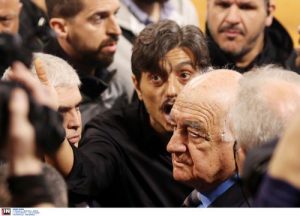 Ο έξαλλος Γιαννακόπουλος! (pic)