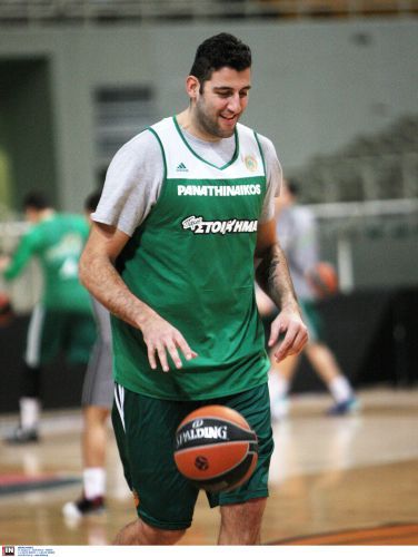 Το... διαφορετικό λουκ του Μπουρούση (pics)