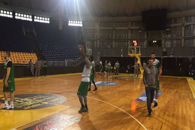 Αυτό είναι το τρόπαιο! (pic)