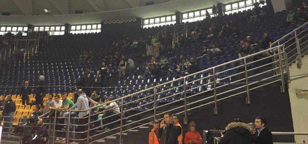 Οι πρώτοι φίλοι του Παναθηναϊκού στο Αλεξάνδρειο! (pic)