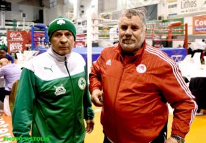 Μία αγκαλιά Παναθηναϊκοί και Ολυμπιακοί στη Λεωφόρο! (pics)