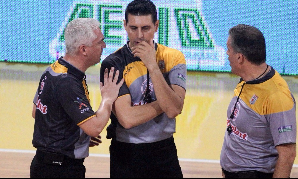 Αυτοί σφυρίζουν στον Τελικό