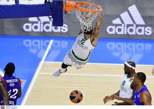 Φελντέιν: "Εγώ είχα χάσει το ματς στη Μαδρίτη-Να πανηγυρίσουμε εμείς τώρα"