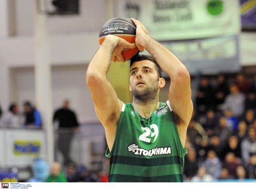 Το... πέτυχε μετά από 175 αγώνες ο Μπουρούσης