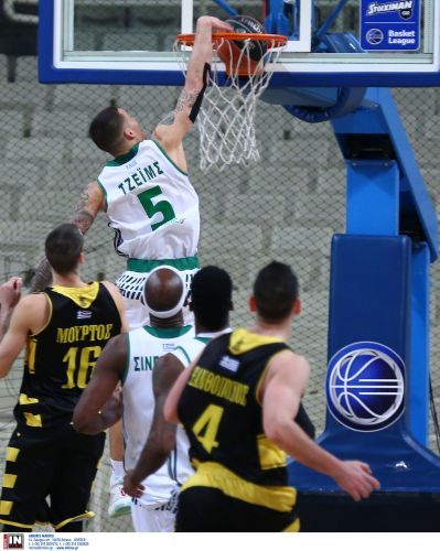 Καρέ-καρέ η φάση του αγώνα από τον Τζέιμς! (pics)