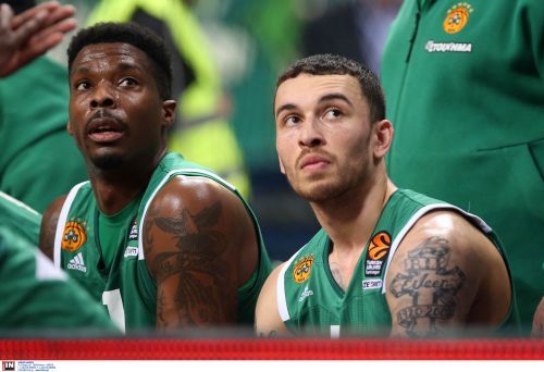 Τα είπε με τους "πρώην" ο Τζέιμς