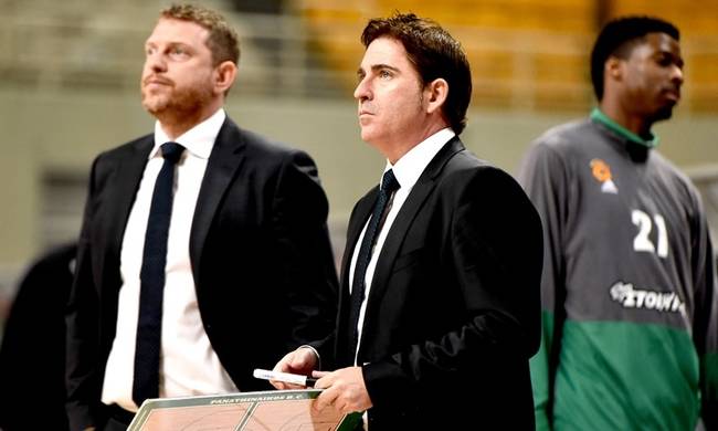 Ο Πασκουάλ απάντησε για τα πολλά τρίποντα του Παναθηναϊκού