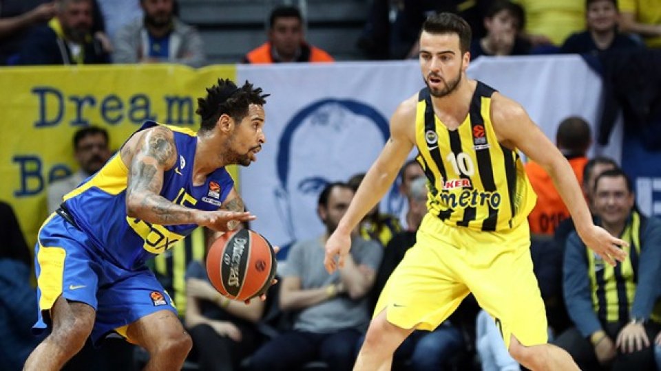 Ήττα σοκ για Φενέρ, ελπίζει ο Παναθηναϊκός