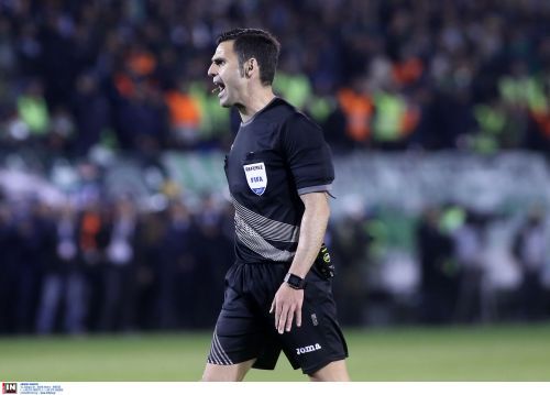 Αλλά λόγια να αγαπιόμαστε