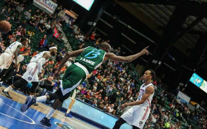 Ετοιμάζεται για νέες… πτήσεις ο Λάσμε (vid)