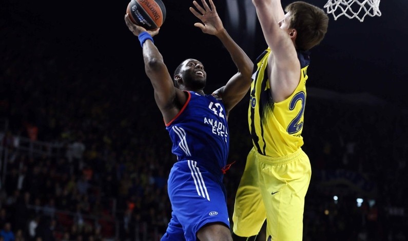 Έχασε η Φενέρ - Μπορεί τετράδα ο Παναθηναϊκός