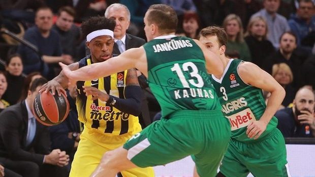 Ο Σάρας δεν έκανε δωράκι - Παίζει "τελικό" με τον Εξάστερο